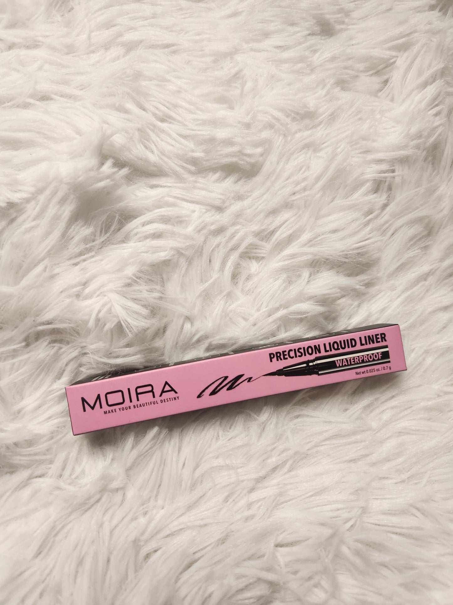 Liquid Liner by Moira